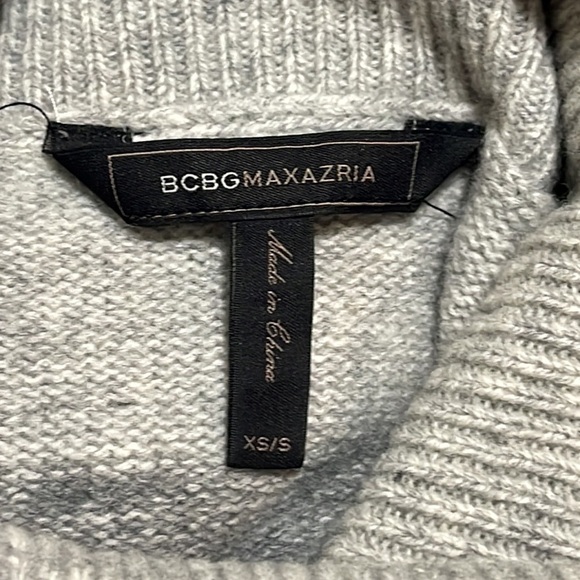 BCBGMAXAZARIA Turtleneck Wool Cashmere Sweater - Picture 9 of 10